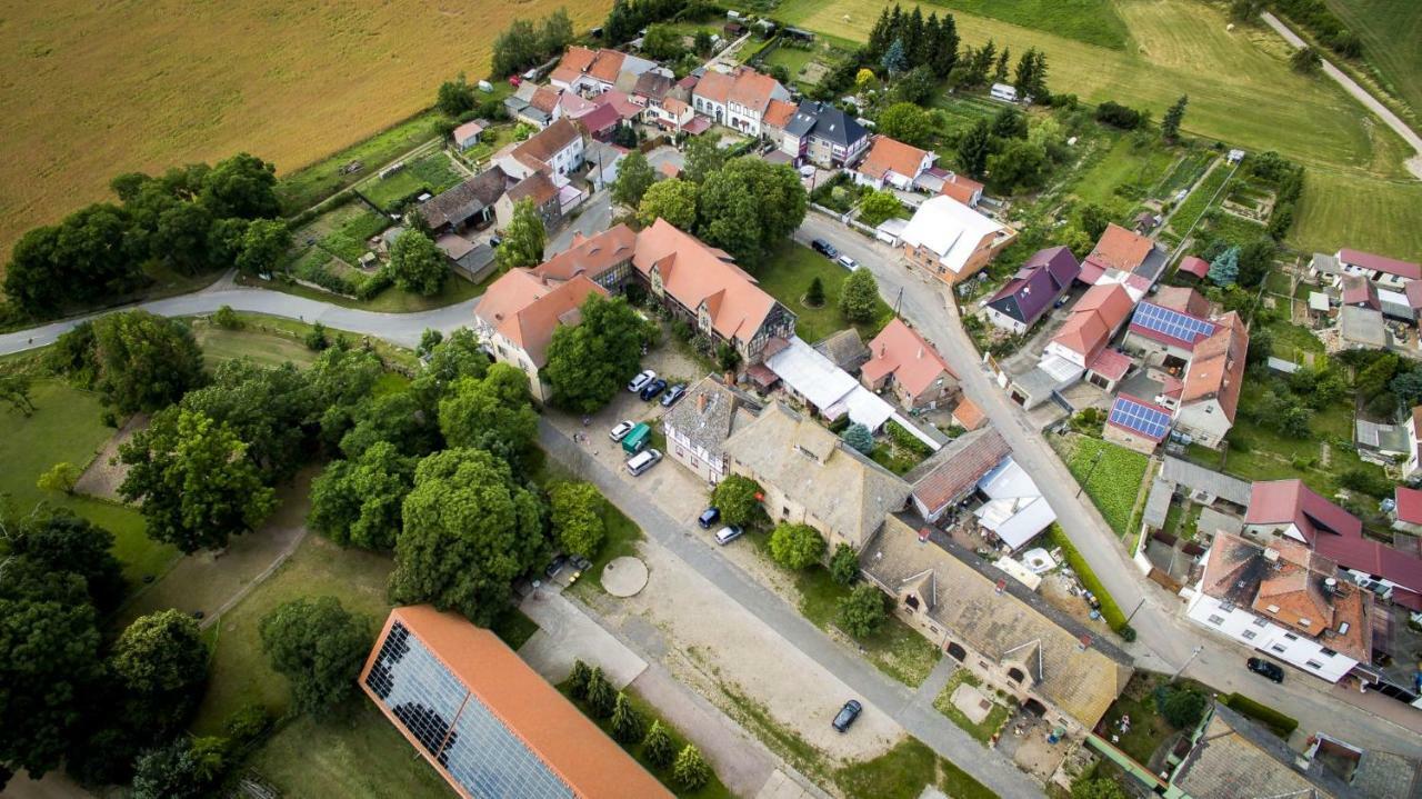 Gutshaus Von Bismarck An der Schmucke Exterior foto